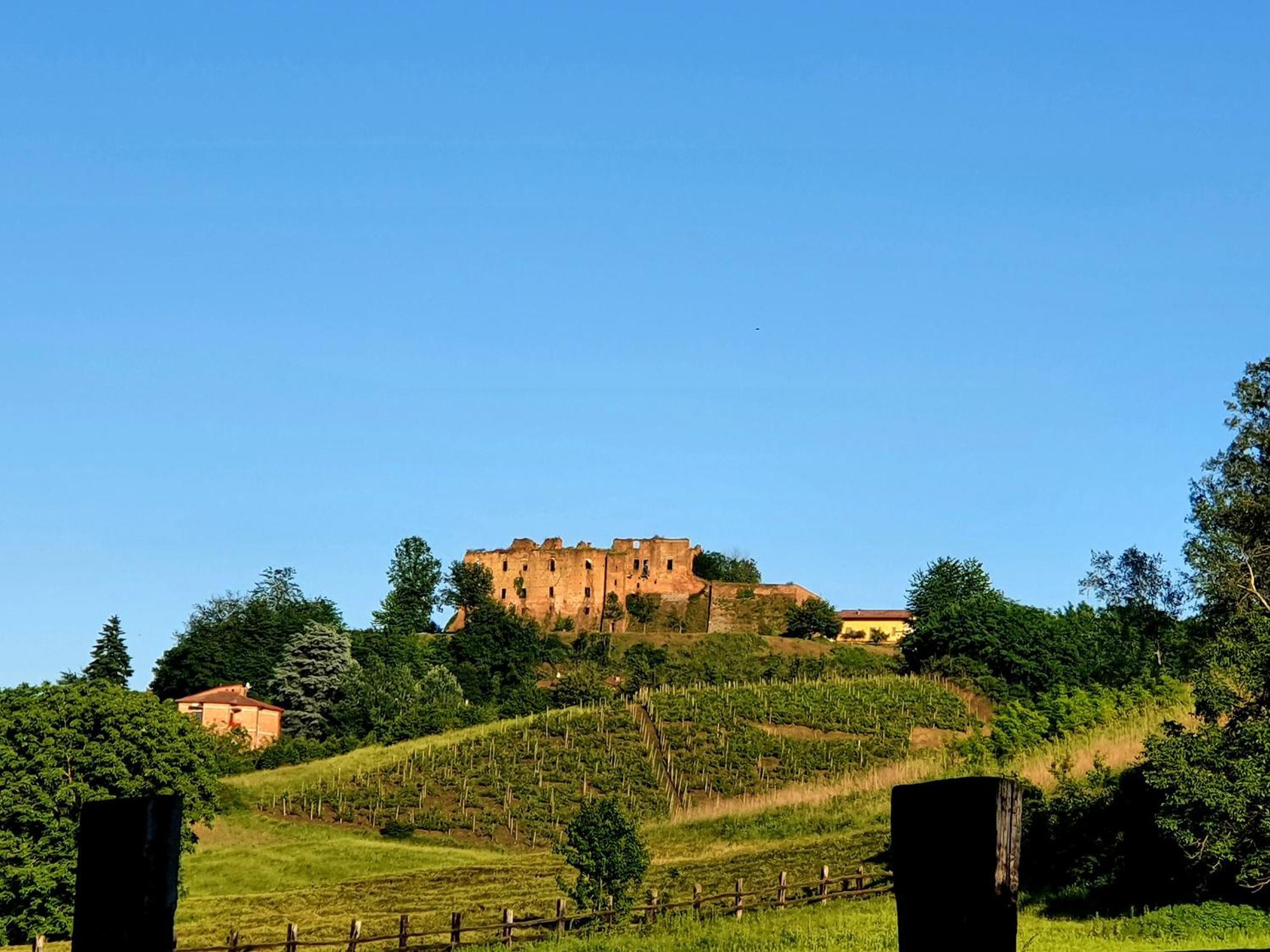 Oasi Del Monferrato - Appartamento Rosso Mombercelli Exteriör bild